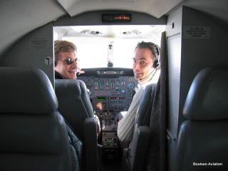 Thierry dans le cockpit d’un de ses avions.