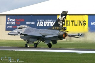 Fairford solo display F-16