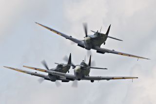 duxford flying legends